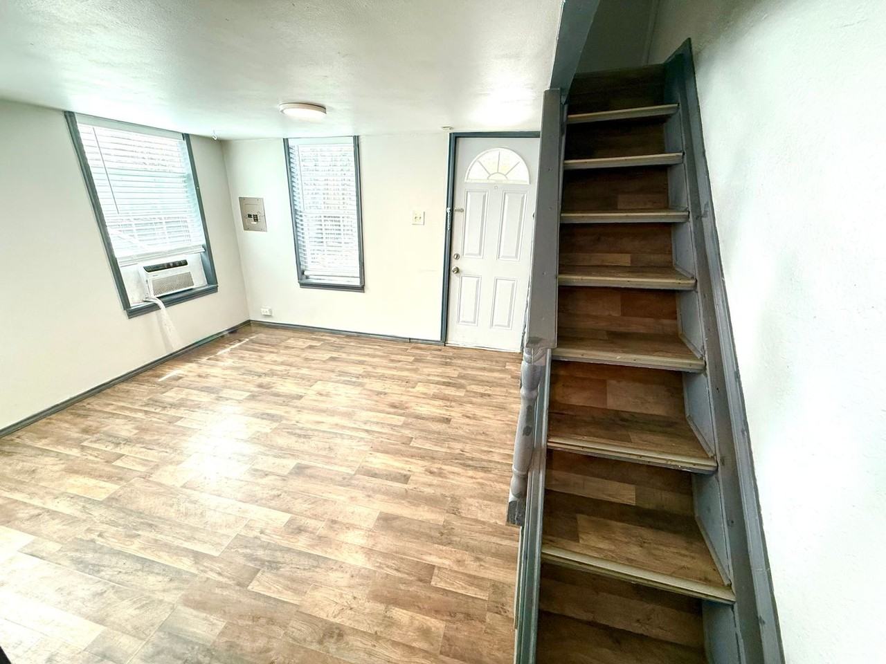 222 Army Blvd - Photo 5 of 16