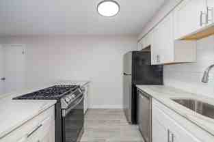 The Oaks Apartments - Photo 1 of 1