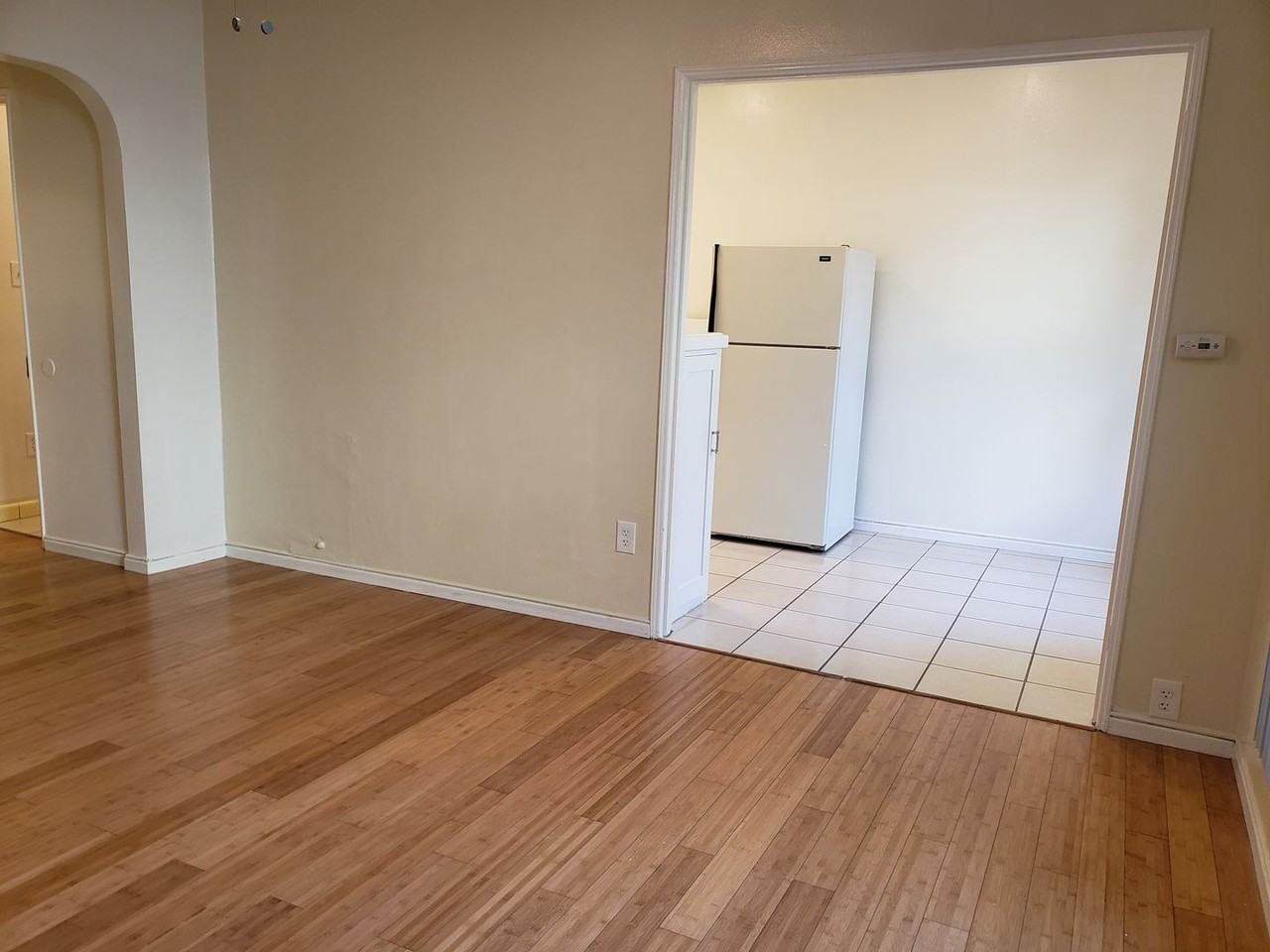 6320 - Photo 4 of 22