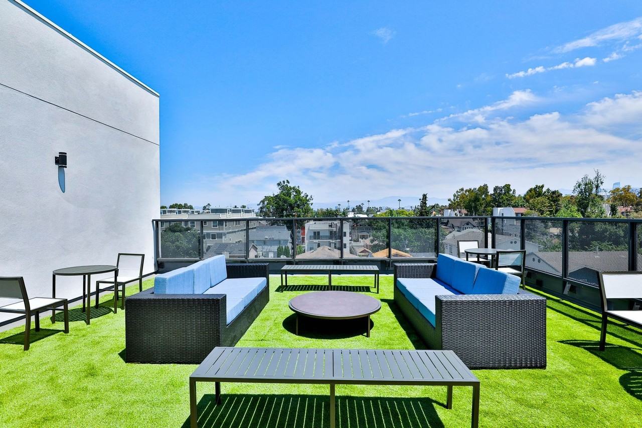 Draco Apartments - Photo 4 of 50