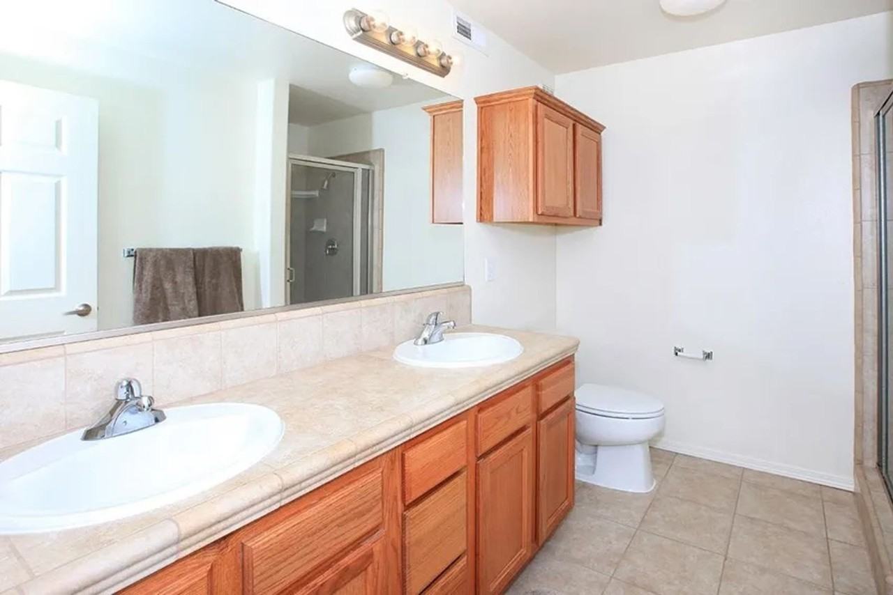 Chestnut Court - Photo 5 of 17