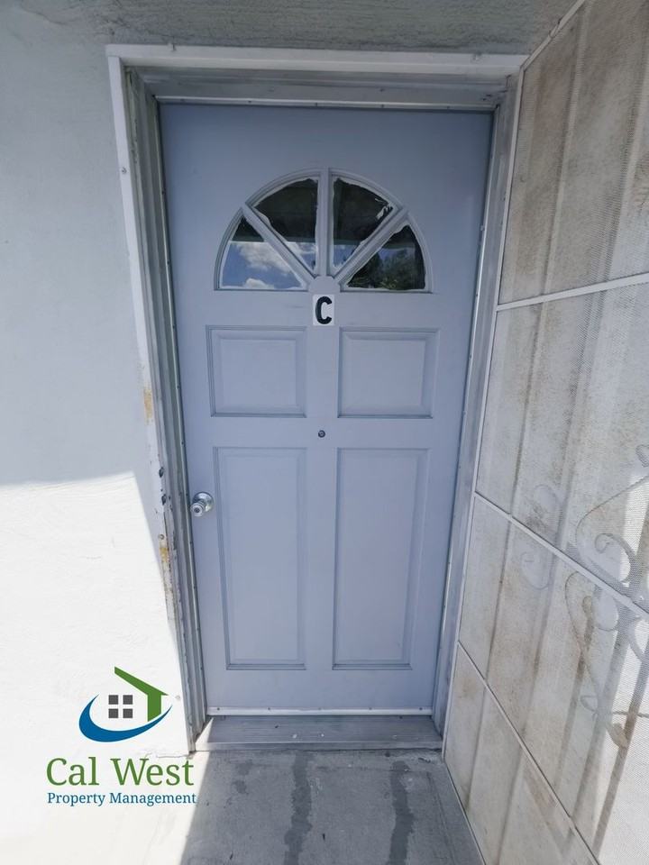 462 N 7th St #AC - Photo 5 of 20