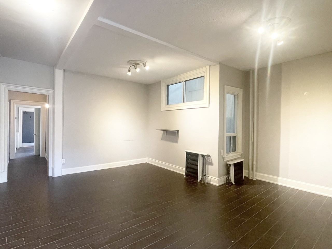 463 King Street East #10 - Photo 6 of 11