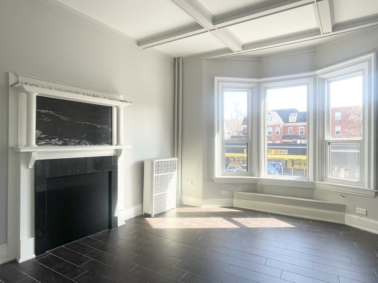 463 King Street East #10 - Photo 3 of 11