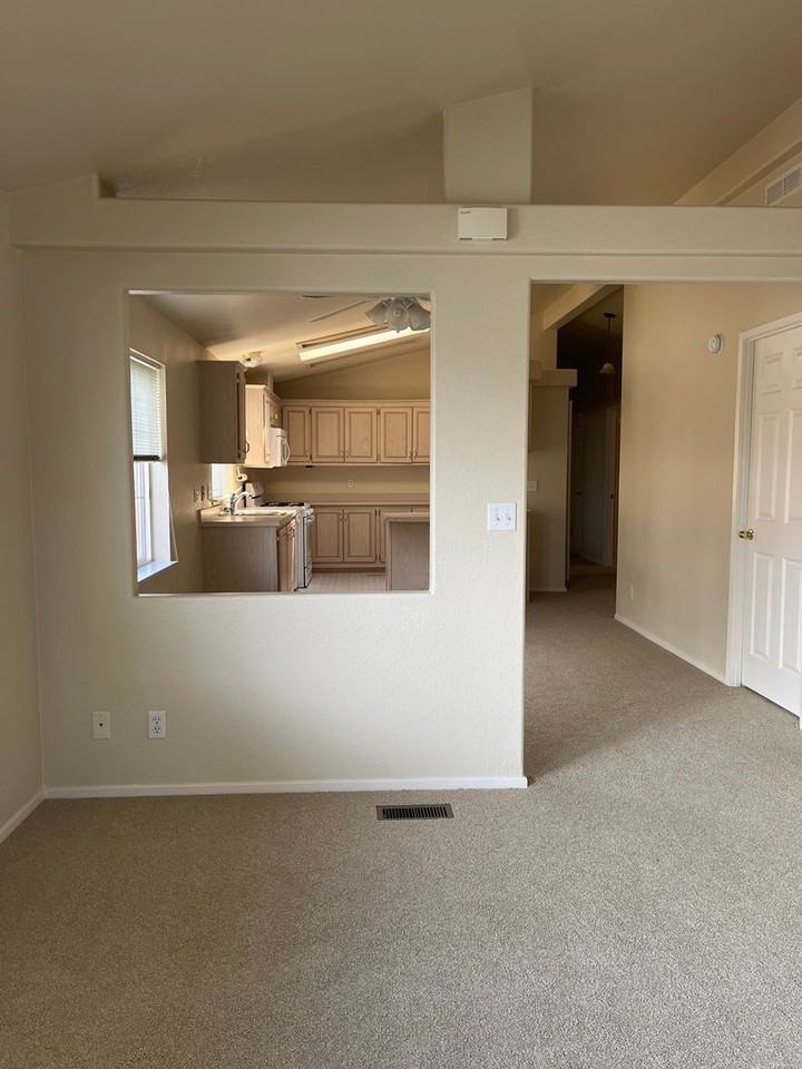 1237 Gambrel Dr - Photo 3 of 16