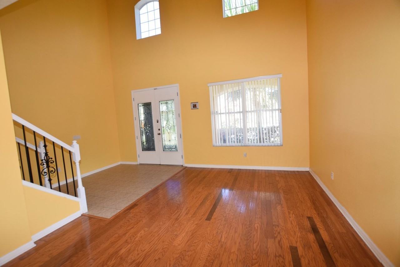 3118 Riachuelo Ln - Photo 5 of 27