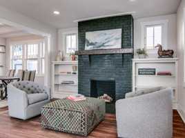 featured image of 2301 Pecan St