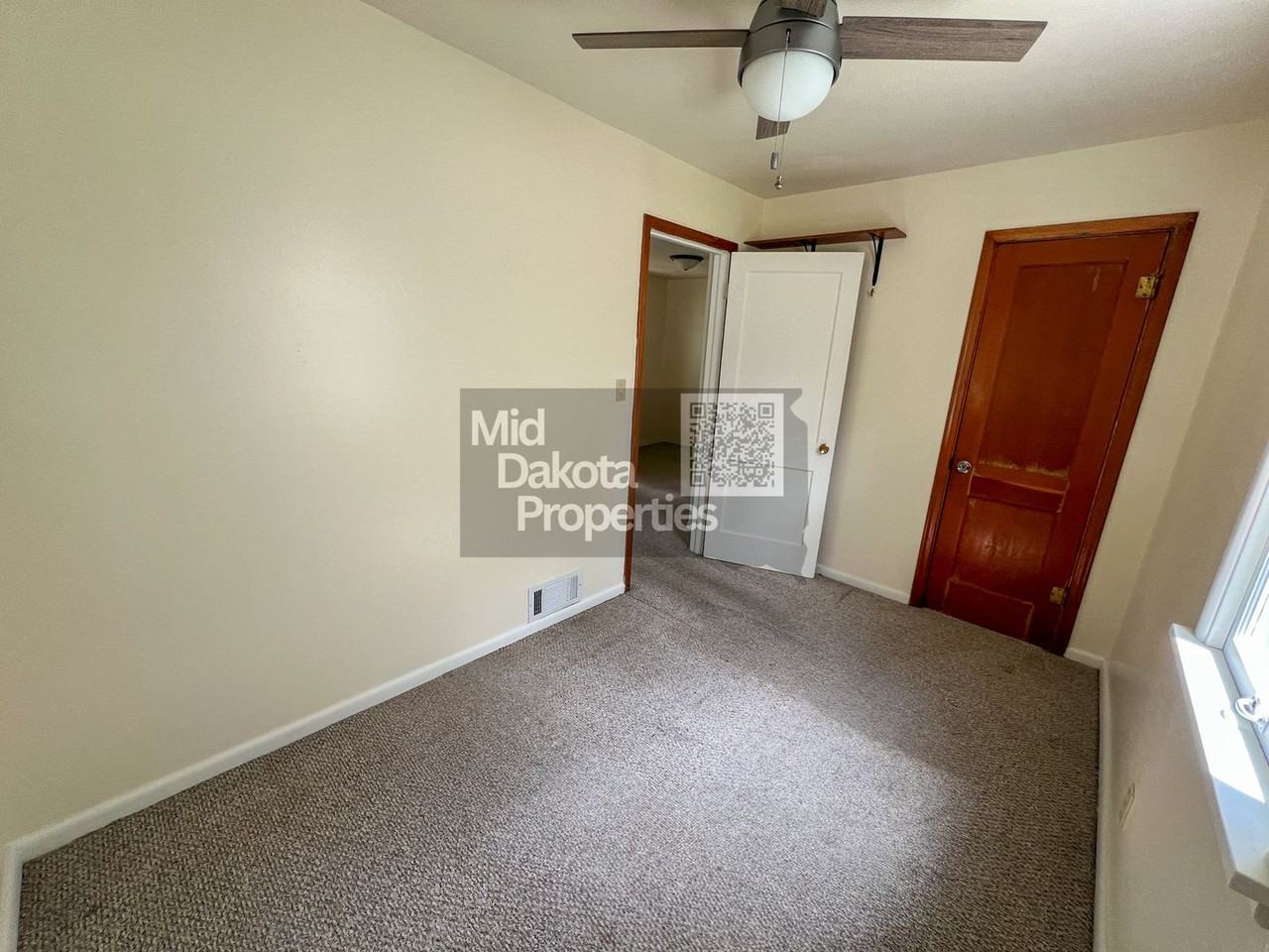 618 S Edmunds St - Photo 7 of 15