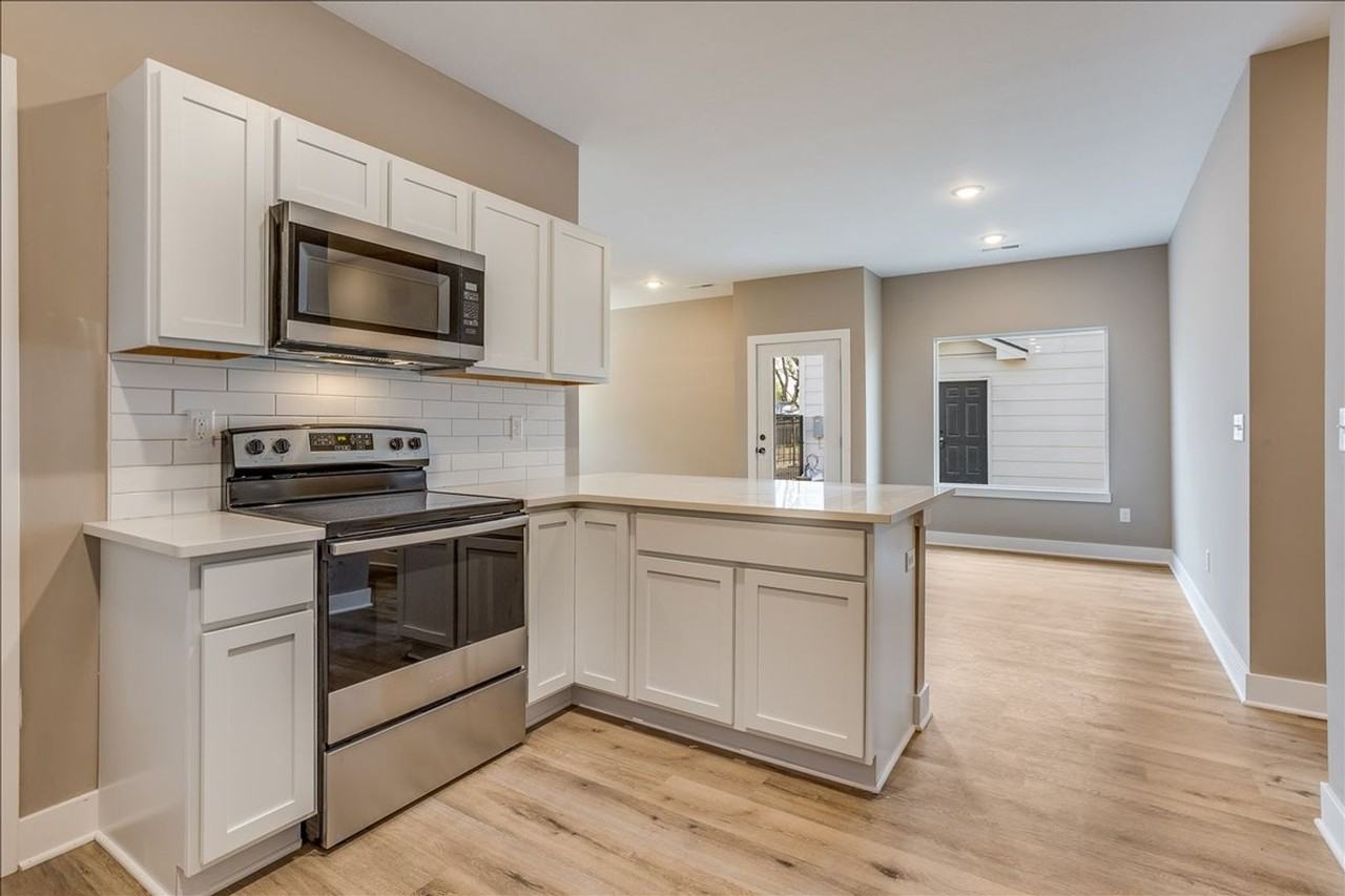 12812 W Wheatland St - Photo 7 of 22