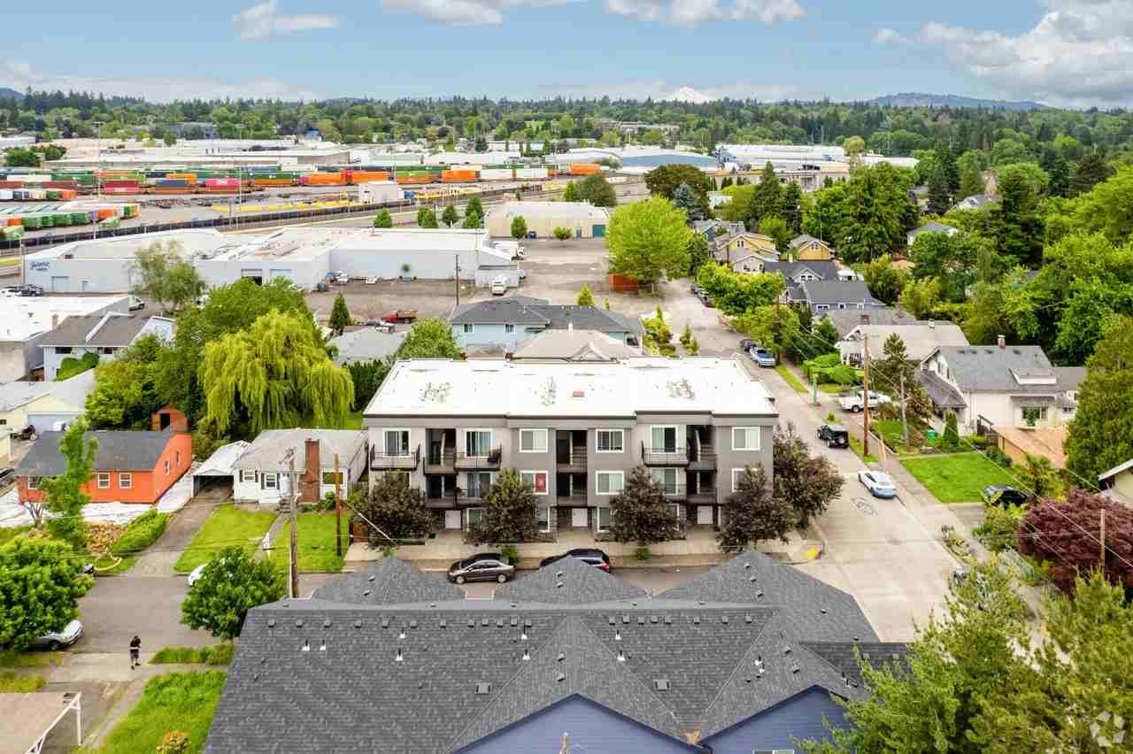 INSLEY APARTMENTS (INS01) - Photo 3 of 3