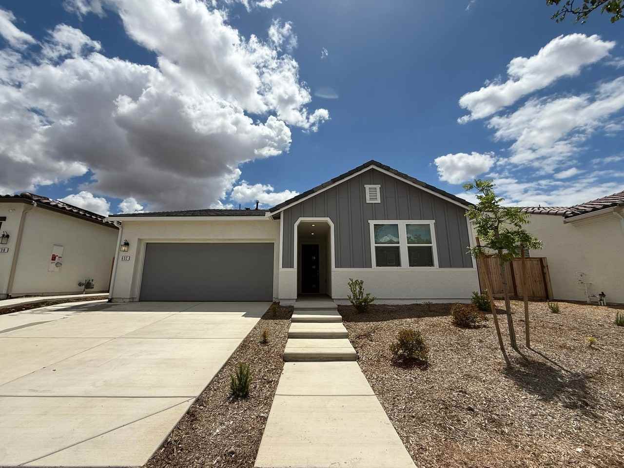 632 Rock Crest Ave - Photo 3 of 50