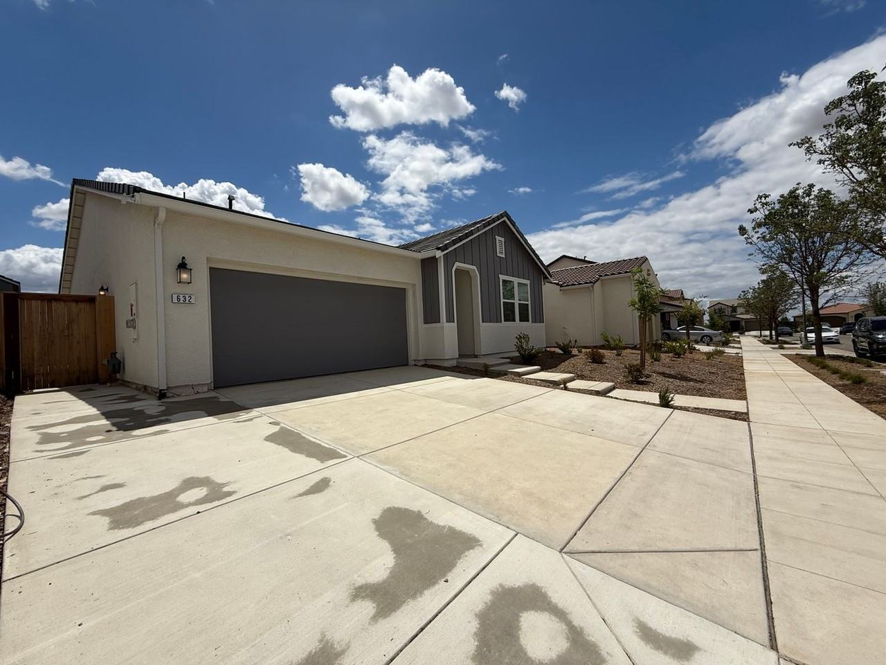 632 Rock Crest Ave - Photo 4 of 50
