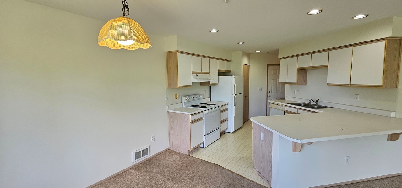 2251 Highview Ln W - Photo 6 of 8