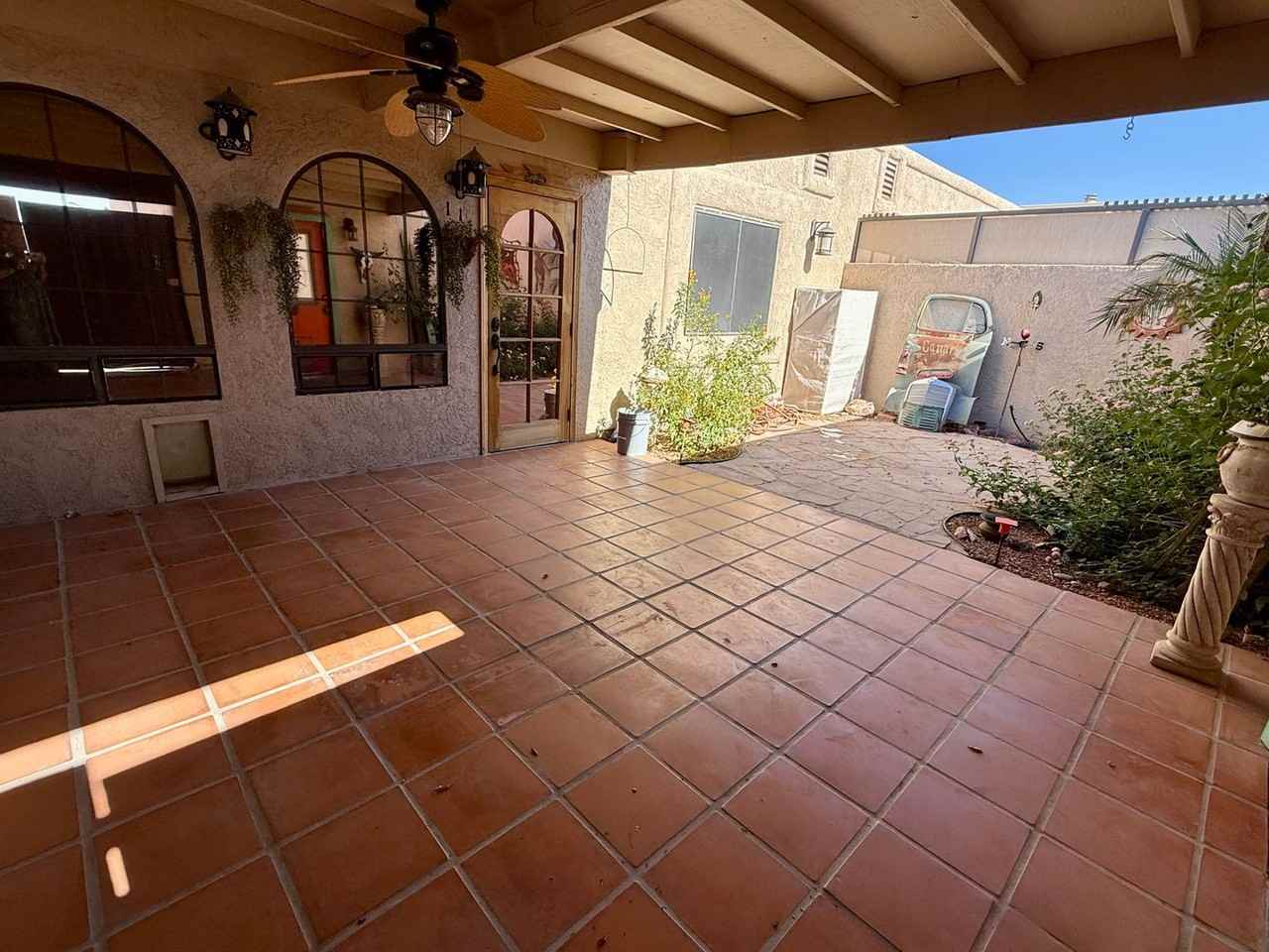 11367 S Phoenix Dr - Photo 2 of 22