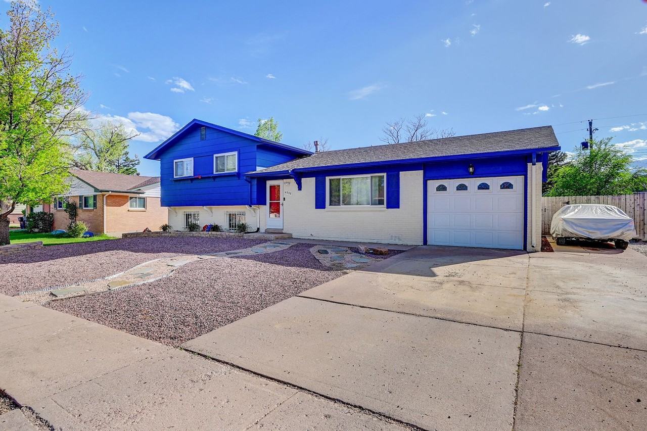 4220 Edwinstowe Ave - Photo 2 of 34