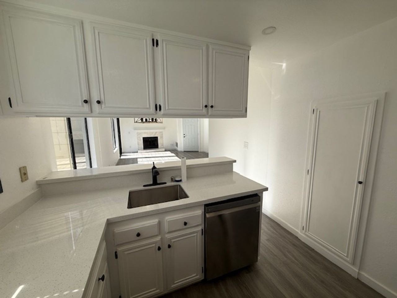 300 Mill Rd - Photo 7 of 27