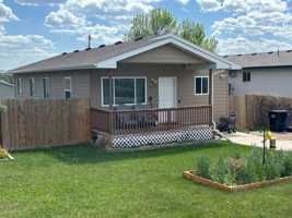 featured image of 235 Lindbergh Ave