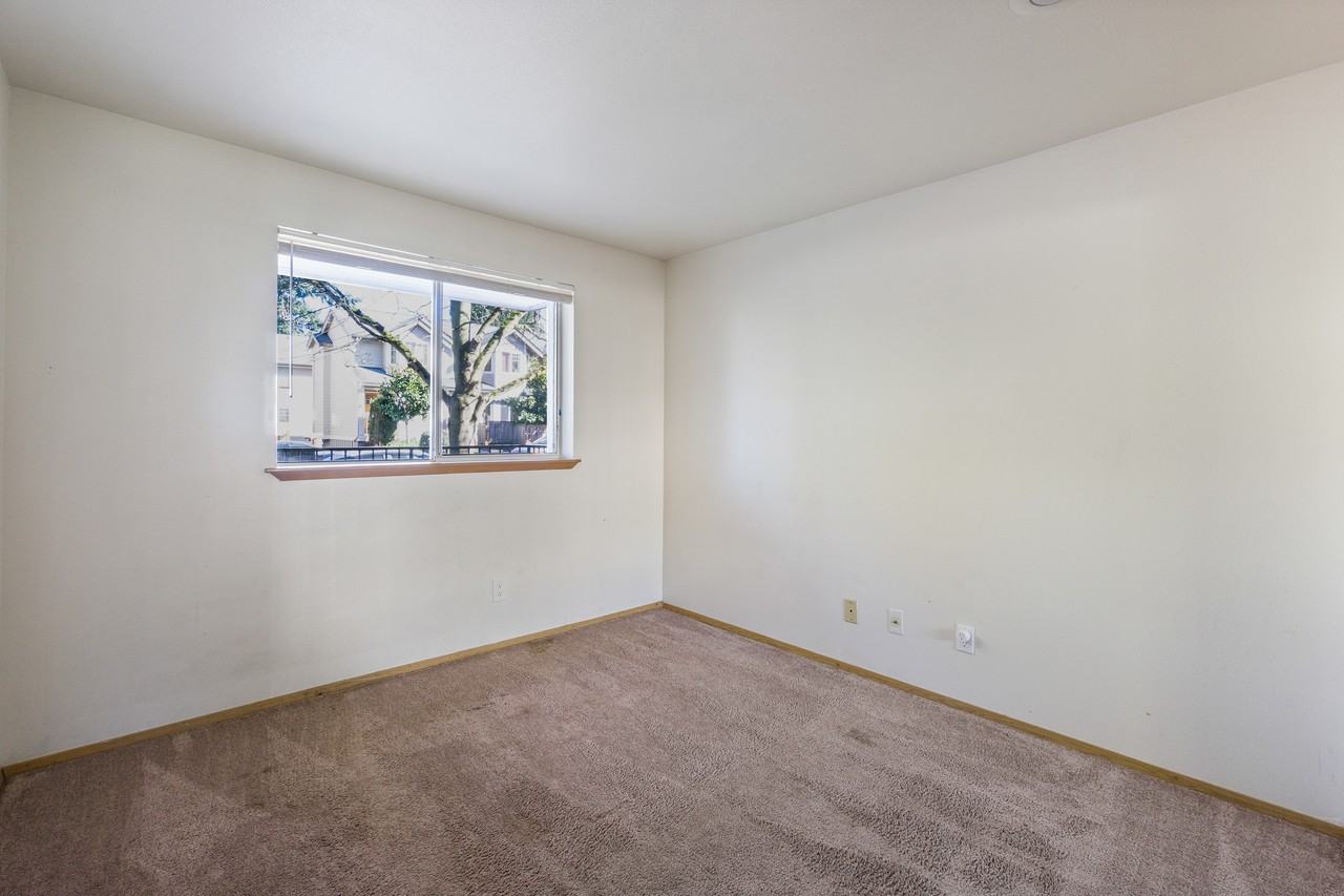 Stone Court - Photo 6 of 24