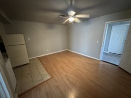 featured image of Walnut Apartments