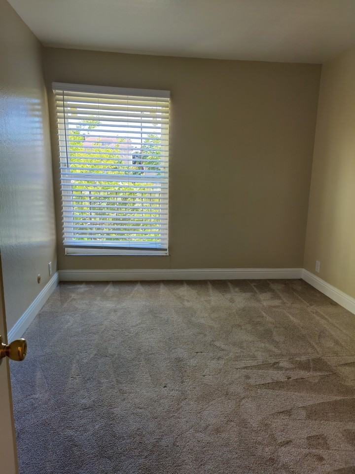 2431 Ellsworth Street - Photo 3 of 11