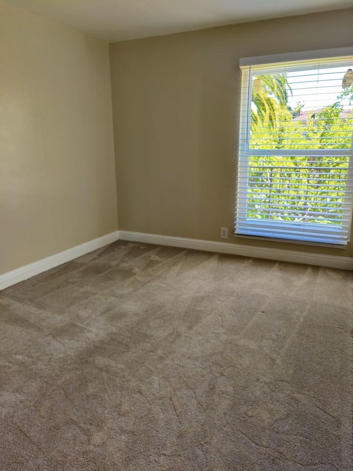 2431 Ellsworth Street - Photo 4 of 11