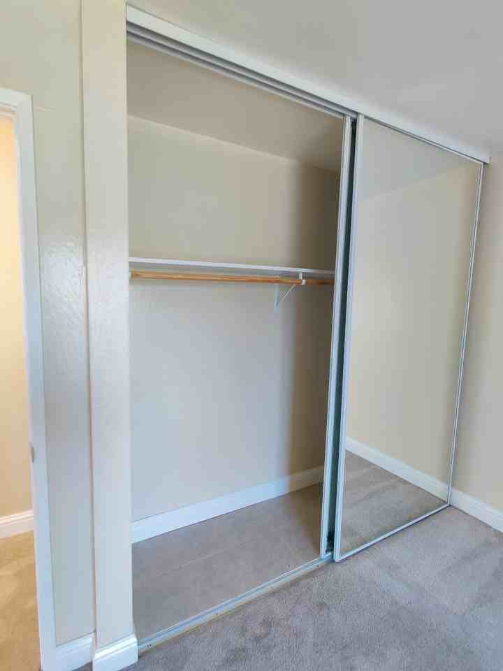 2431 Ellsworth Street - Photo 5 of 11