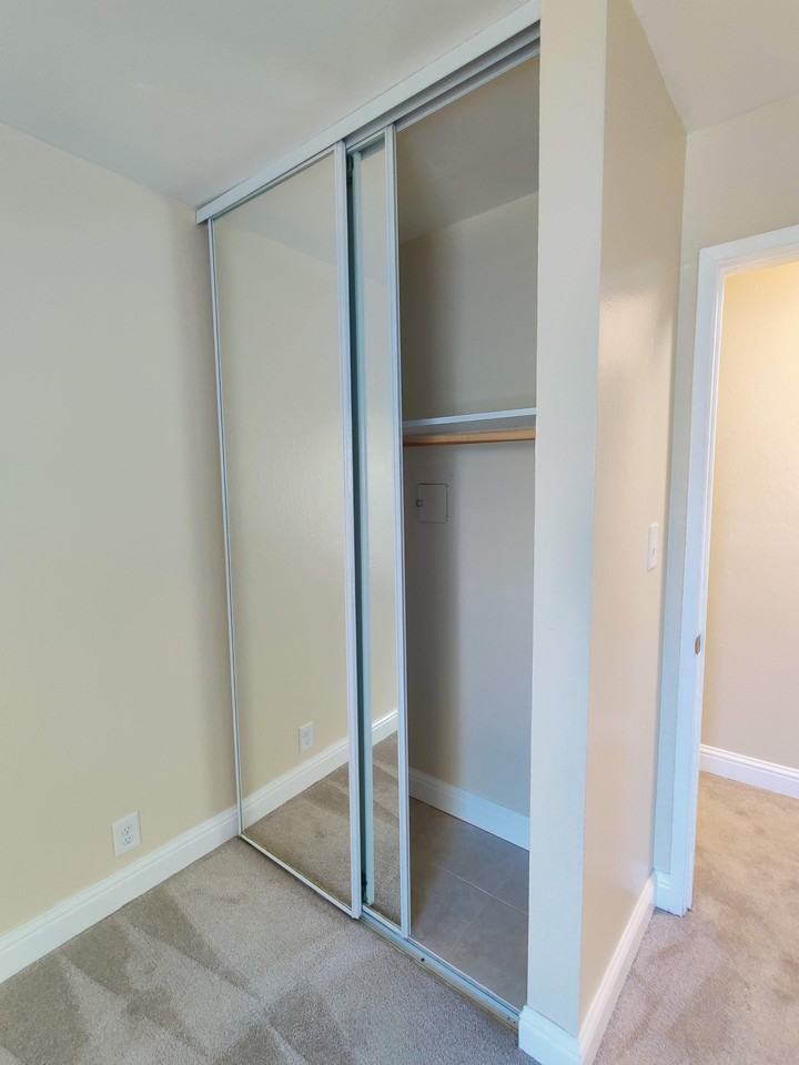 2431 Ellsworth Street - Photo 6 of 11