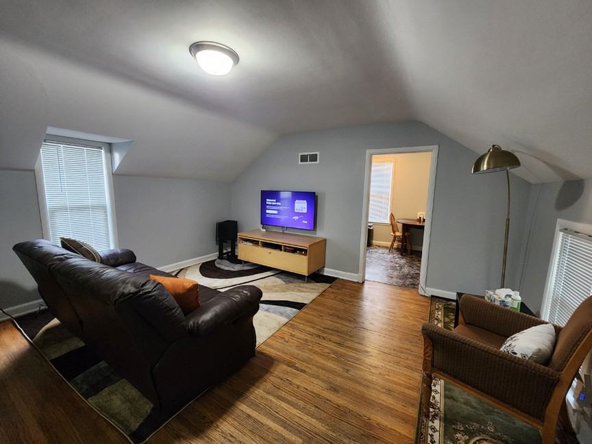 511 7th Street Northwest - Photo 2 of 25