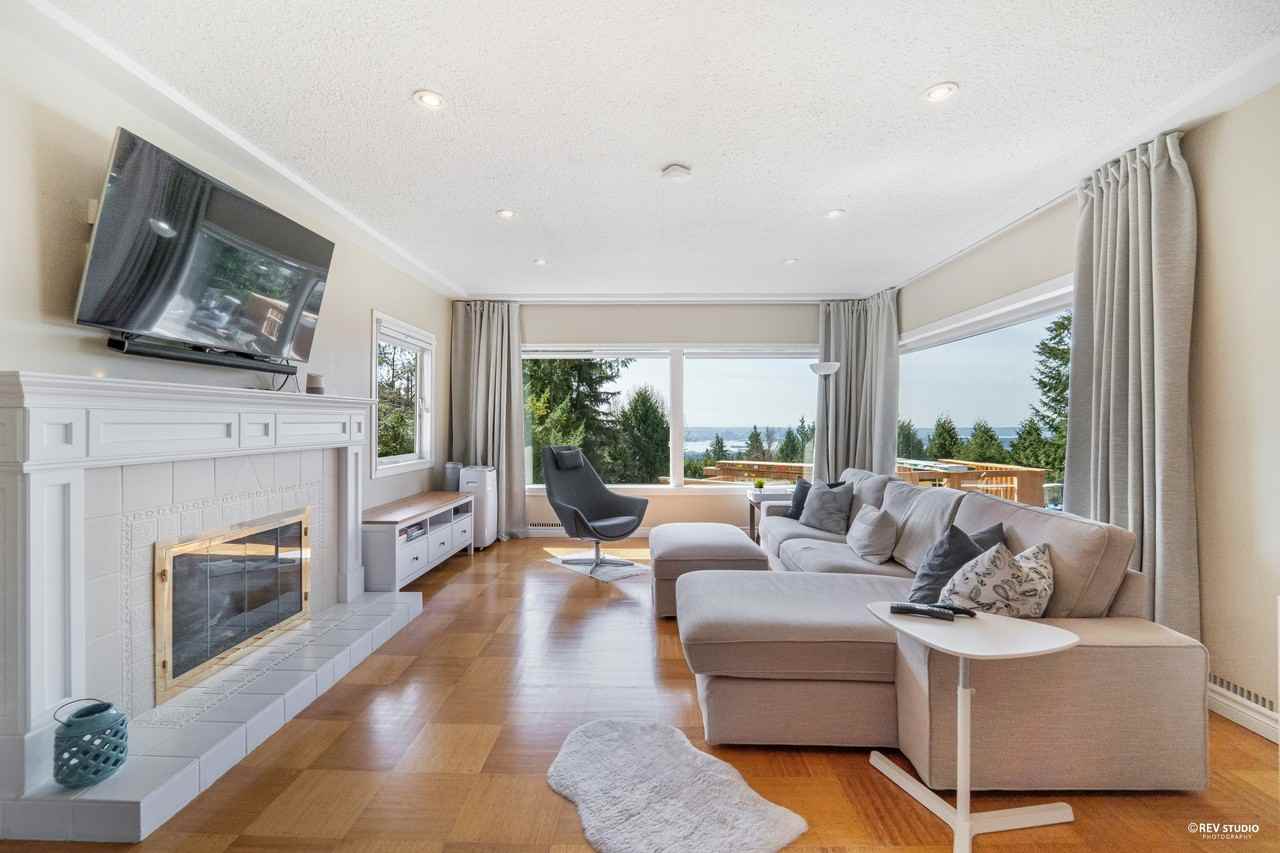 520 Alpine Court - Photo 2 of 8