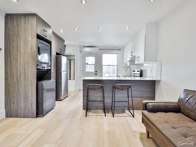 5261 Boul Rosemont - Photo 2 of 8