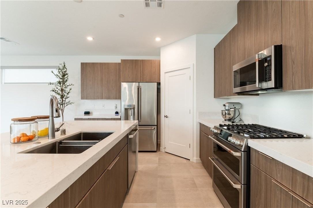 2526 Verdello St - Photo 5 of 15