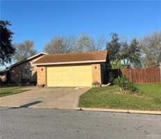 featured image of 2816 Gardenia Cir