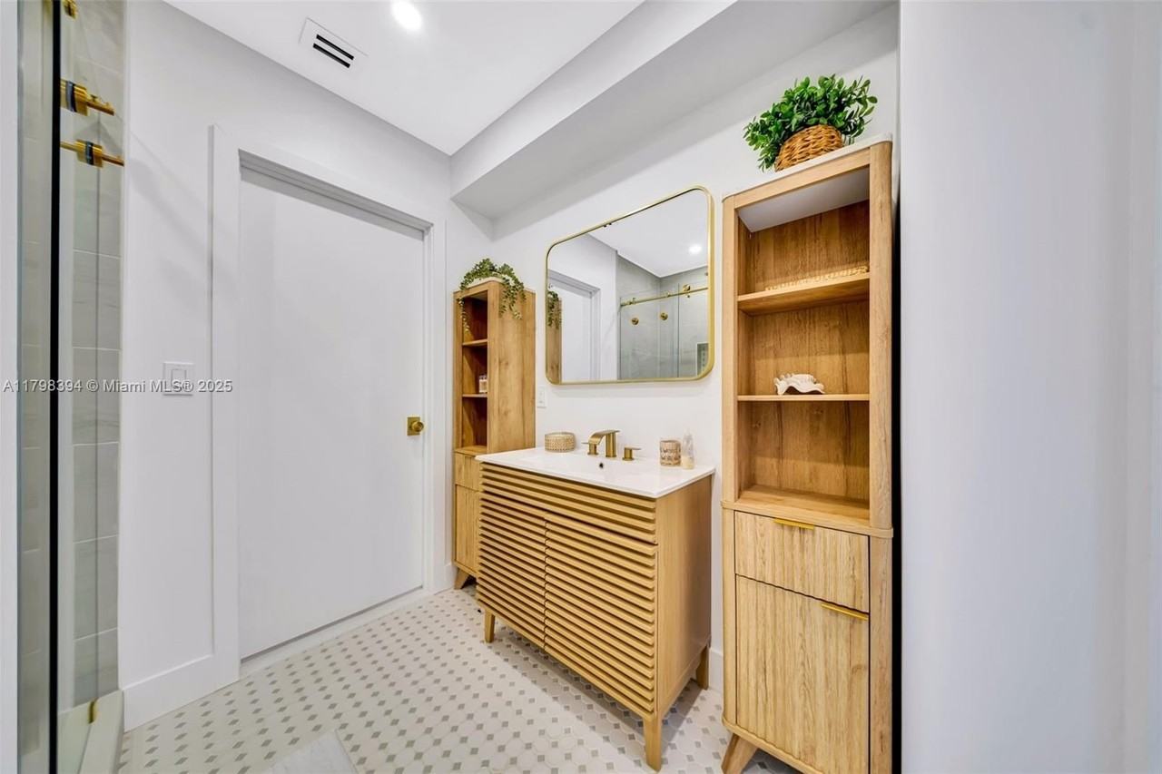 129 Nautilus Dr #0 - Photo 5 of 50