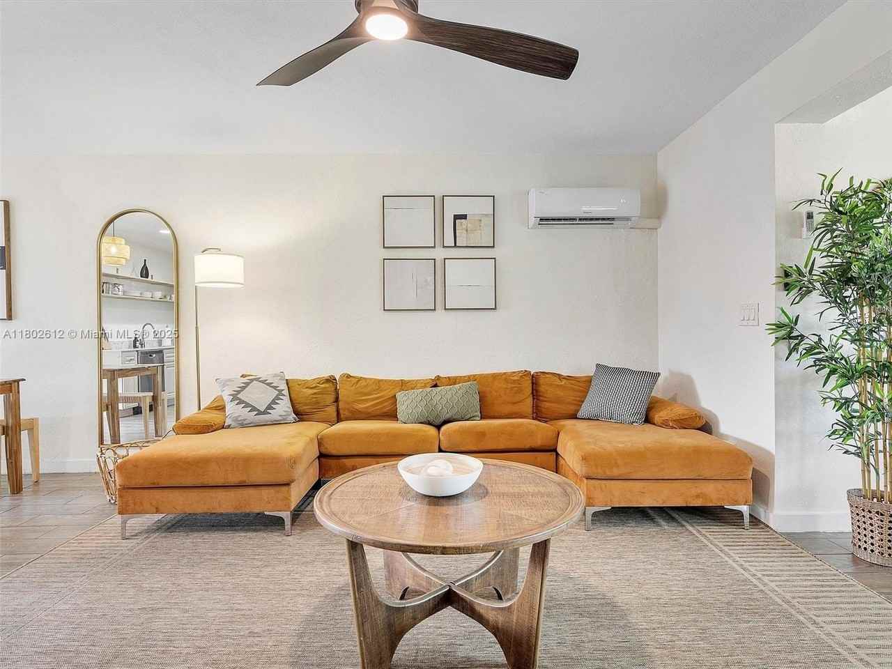 300 Sw 23rd St #1 - Photo 7 of 34