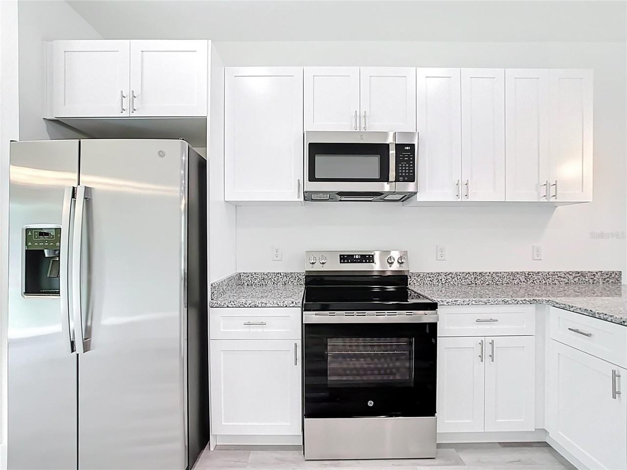 3525 Sw 163rd Place Rd - Photo 7 of 50