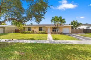 9364 Southwest 184th Terrace - Photo 1 of 1