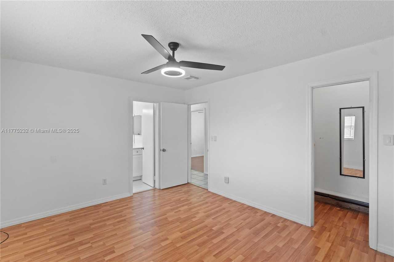 9364 Sw 184th Ter - Photo 5 of 5