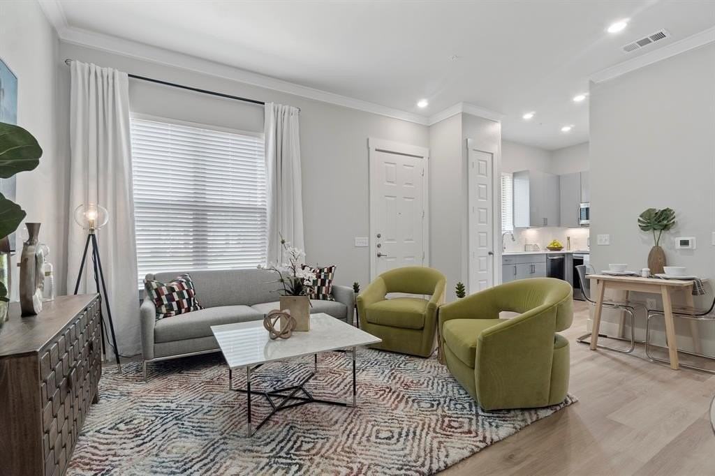 8504 Urban Ln - Photo 3 of 16