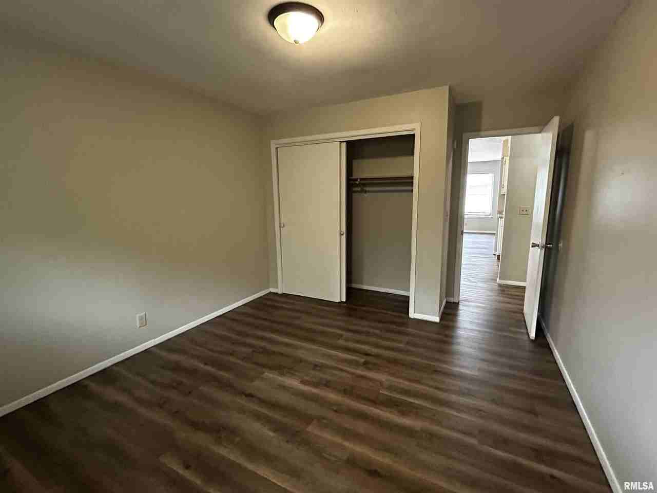 1900 Sheridan Rd #7 - Photo 6 of 17