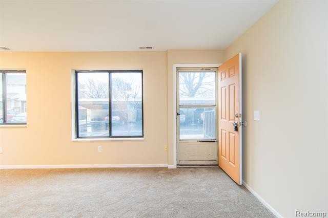 15818 Orchard Lane - Photo 3 of 24