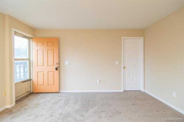 15818 Orchard Lane - Photo 4 of 24