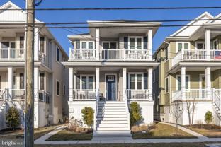 13 W 7th St - Photo 1 of 1