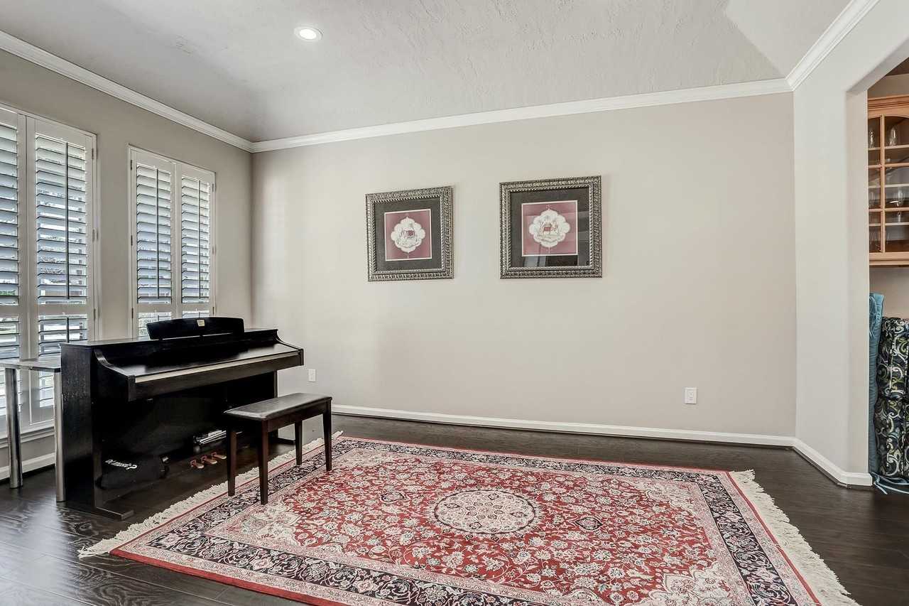 4202 Cambry Park - Photo 6 of 30