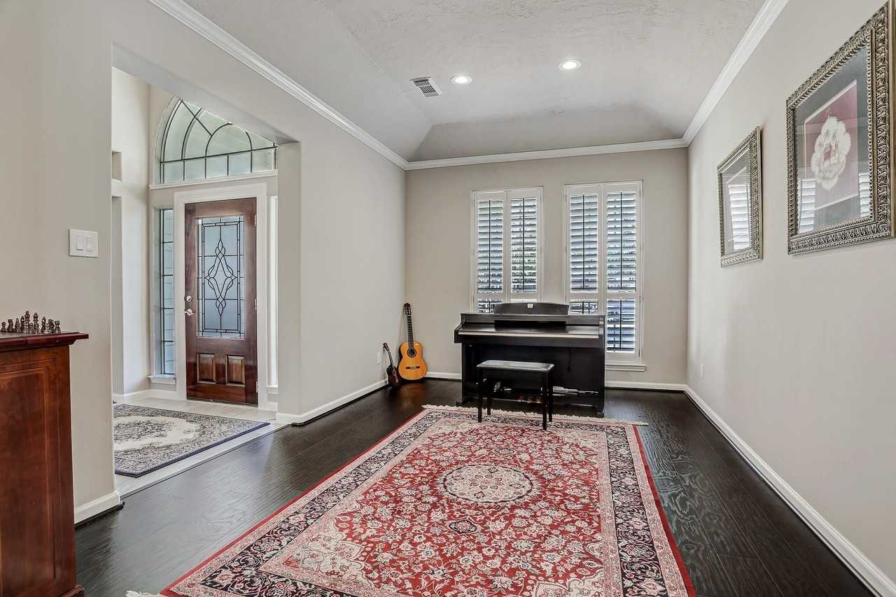 4202 Cambry Park - Photo 7 of 30