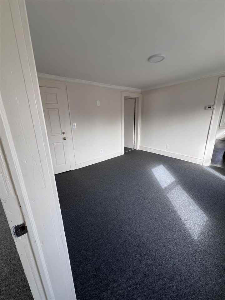 280 Pine St ##2 - Photo 3 of 10