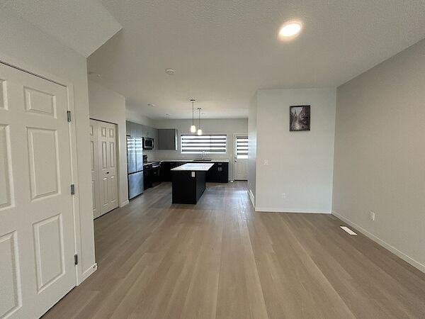 Bright 3 Bedroom 2.5 Bathroom Main Floor Unit*Double Garage Available! - Photo 2 of 40