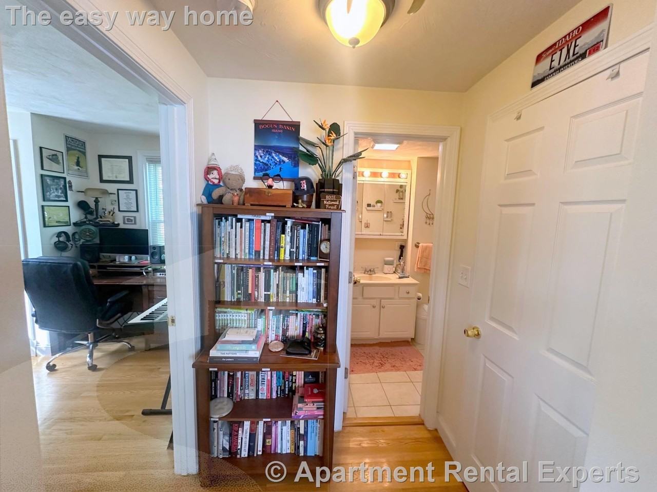 HAMPSHIRE ST #3 - Photo 6 of 14