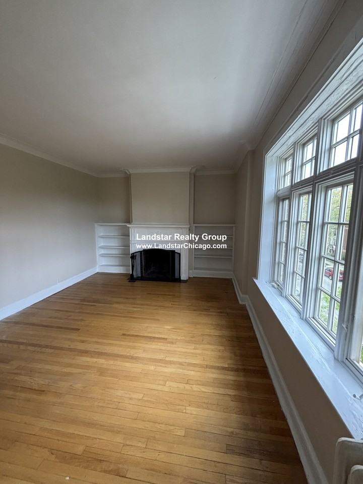 1456 Oak Ave #3N - Photo 3 of 18