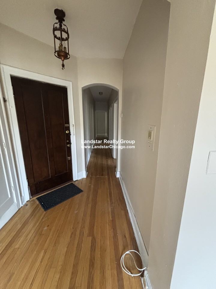 1456 Oak Ave #3N - Photo 5 of 18