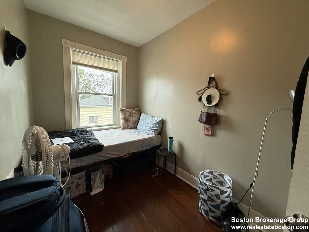 7 Weld Ave #3 - Photo 5 of 11